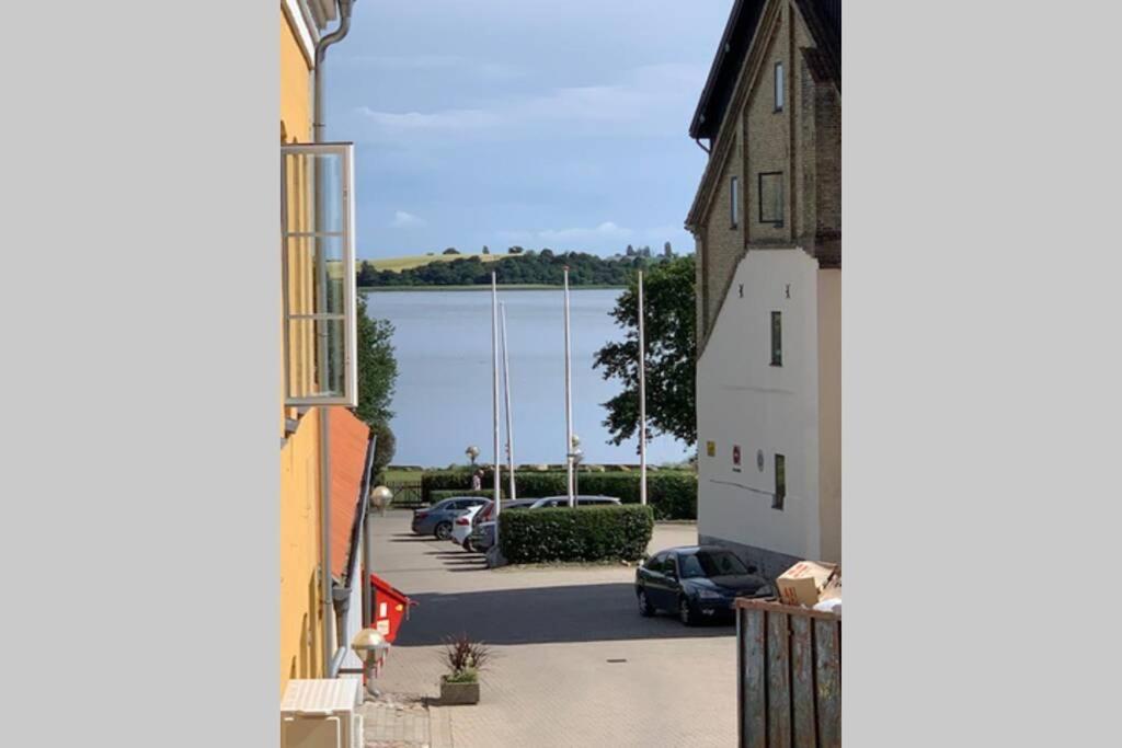 Lejlighed Pa Torvet I Stege Bagian luar foto